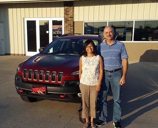  Runde Coralville Iowa Jeep Cherokee  Dealer